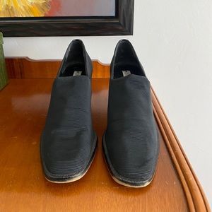 Donald Pliner Block Heels GUC 8.5